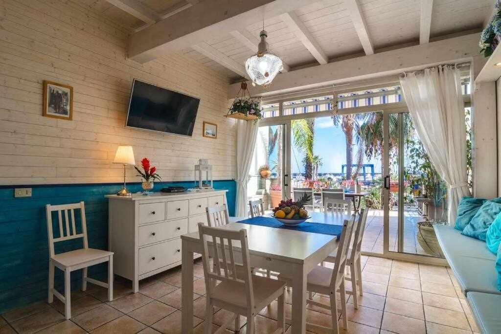リポスト Casa Delle Zammare Fronte Mare Centro Storicoヴィラ エクステリア 写真
