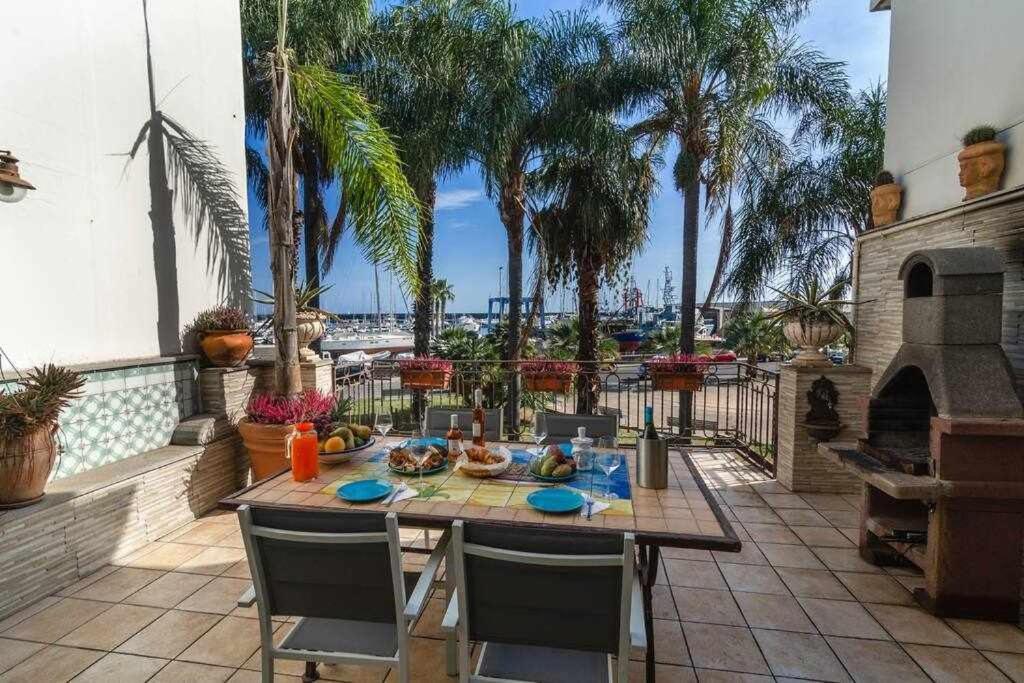 リポスト Casa Delle Zammare Fronte Mare Centro Storicoヴィラ エクステリア 写真