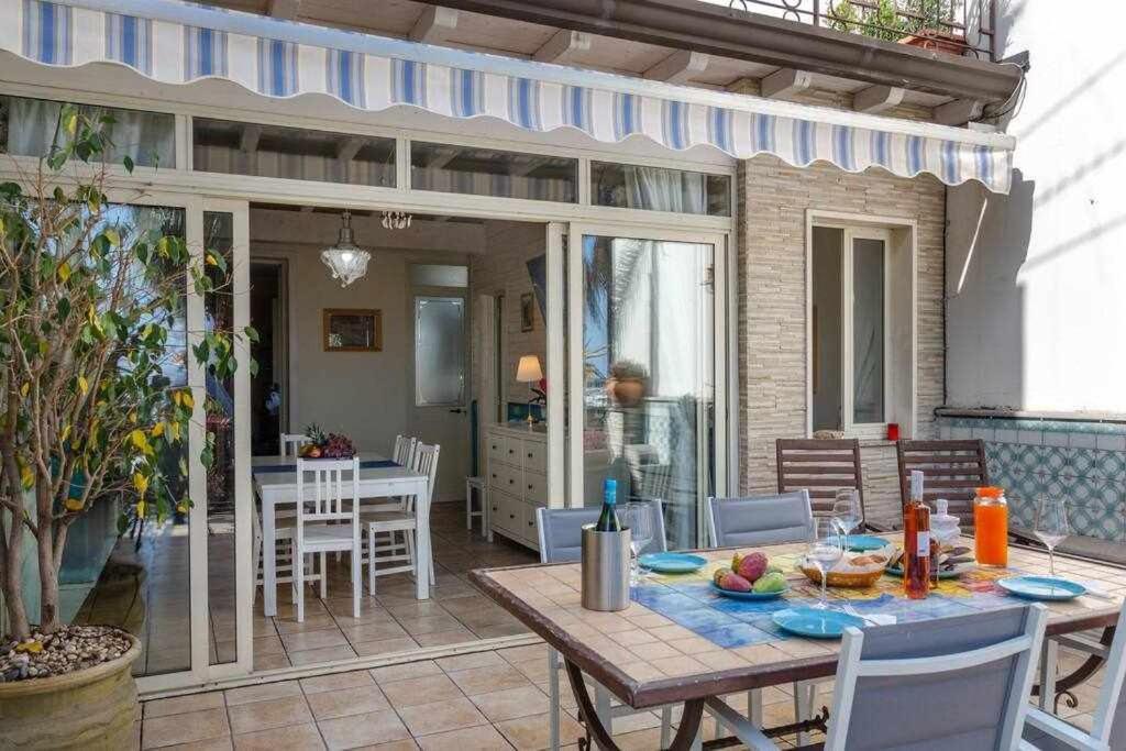 リポスト Casa Delle Zammare Fronte Mare Centro Storicoヴィラ エクステリア 写真