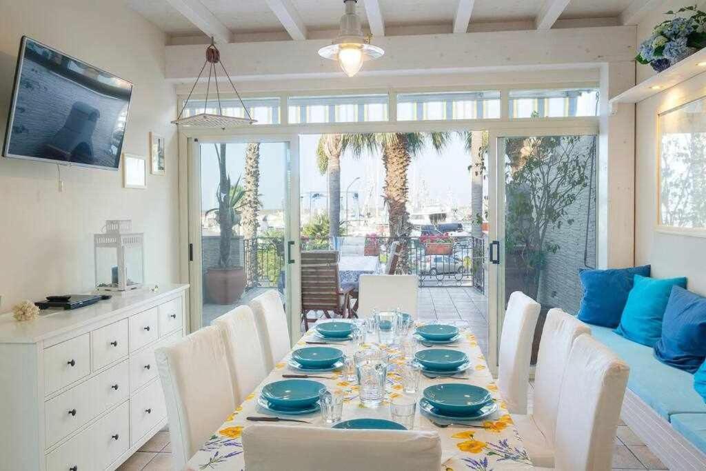 リポスト Casa Delle Zammare Fronte Mare Centro Storicoヴィラ エクステリア 写真